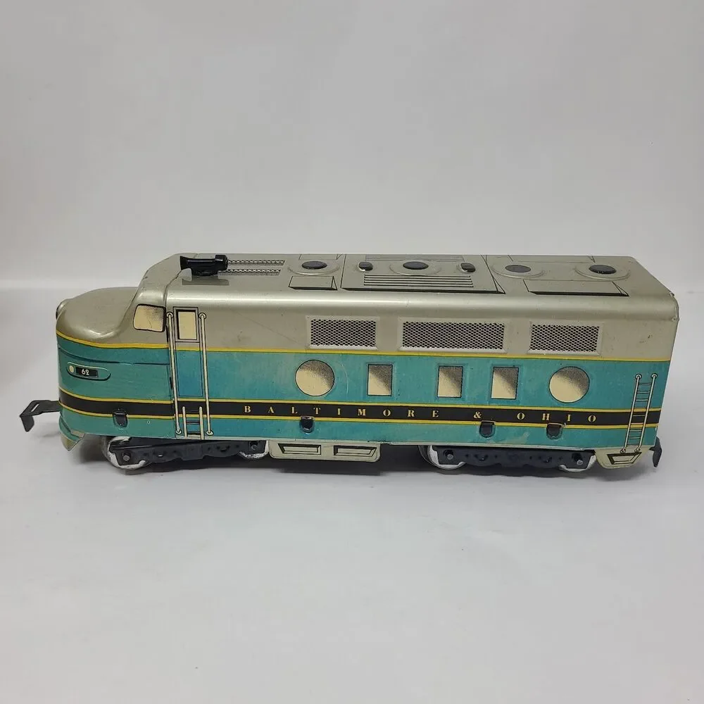 Vintage Marx Tin Train Baltimore & Ohio Locomotive Set w/ Box 5 Cars + Tracks